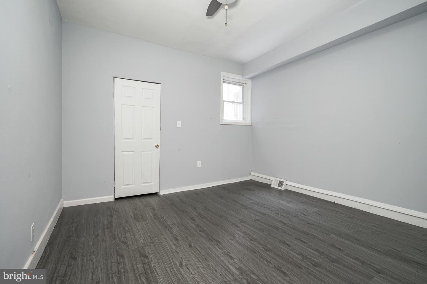 5847 Willows Ave Property Photo 12