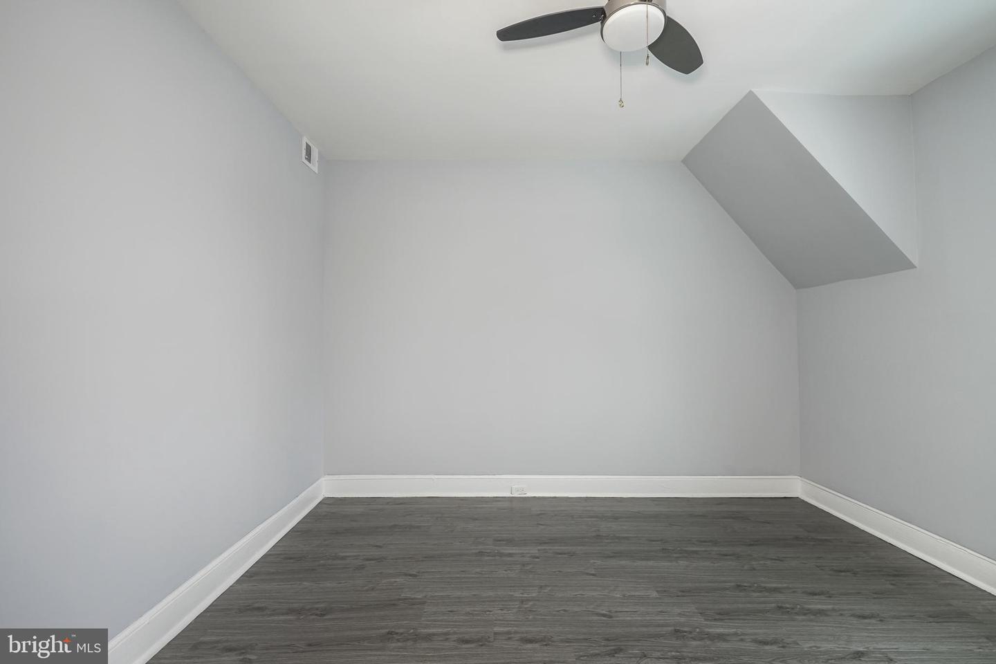 5847 Willows Ave Property Photo 30