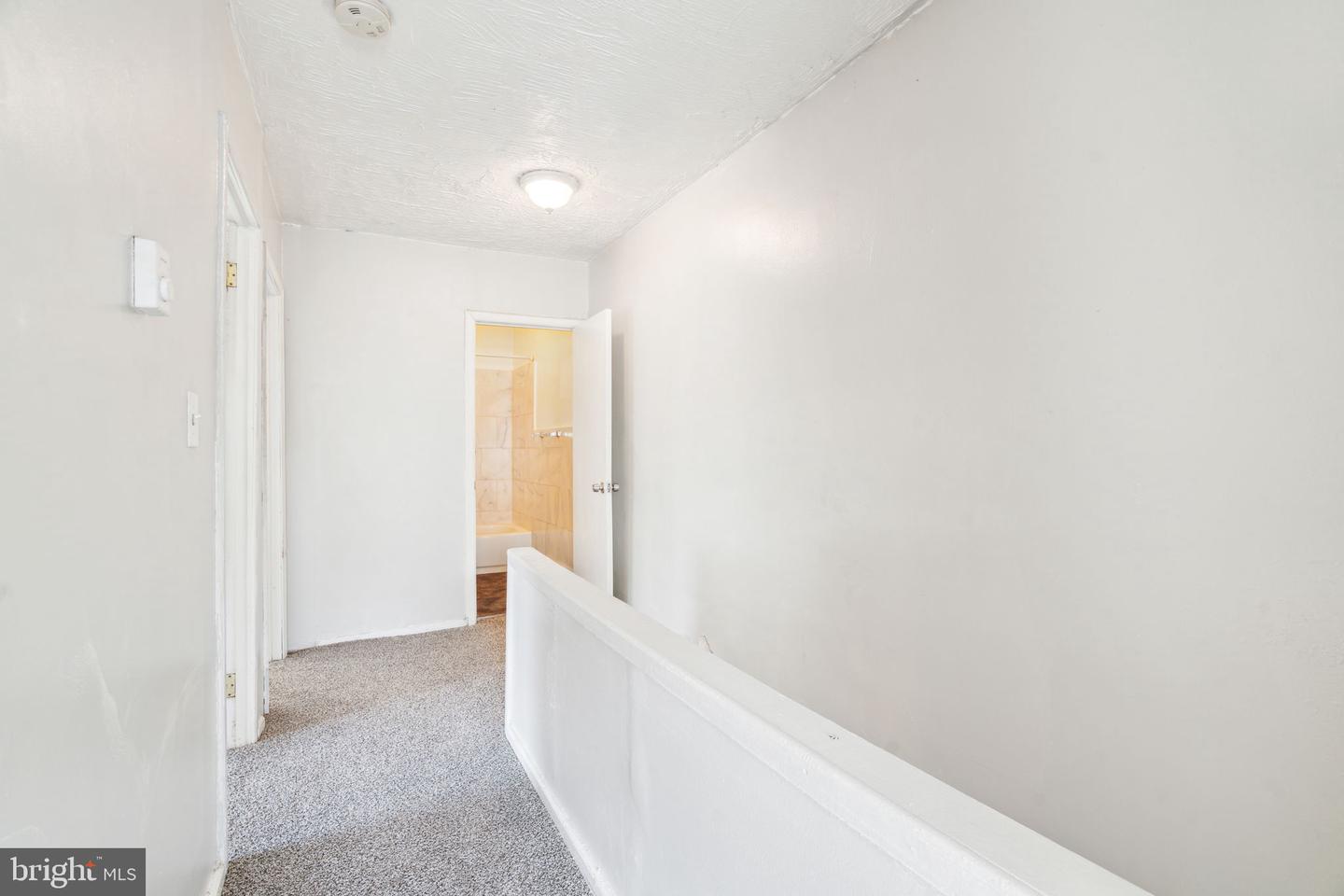 101 E Pleasant St Property Photo 17