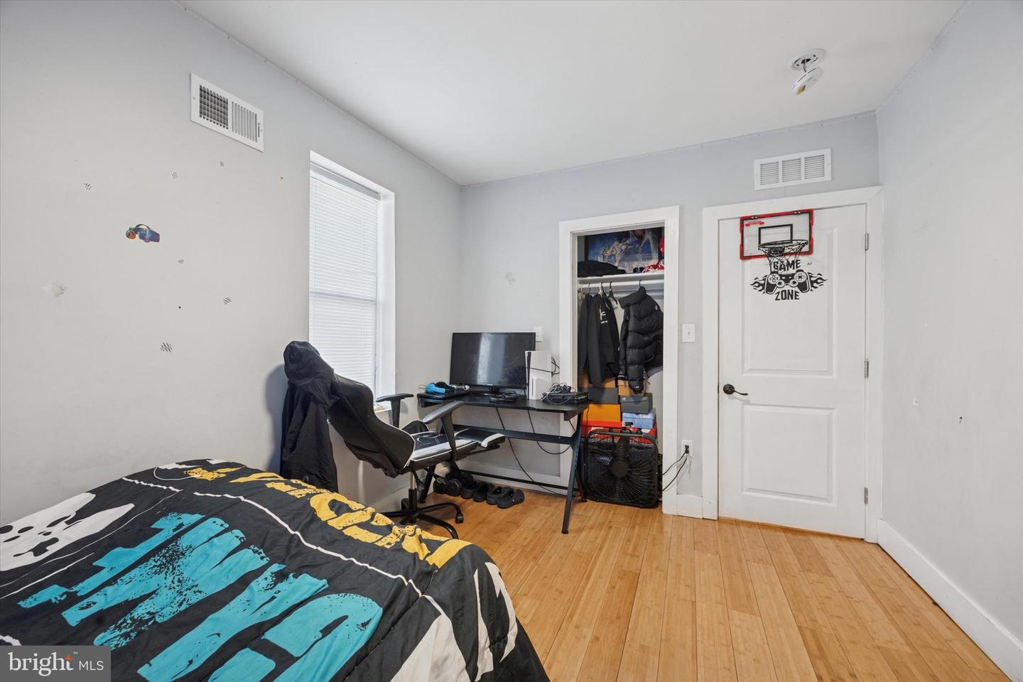 244 N Alden St Property Photo 22