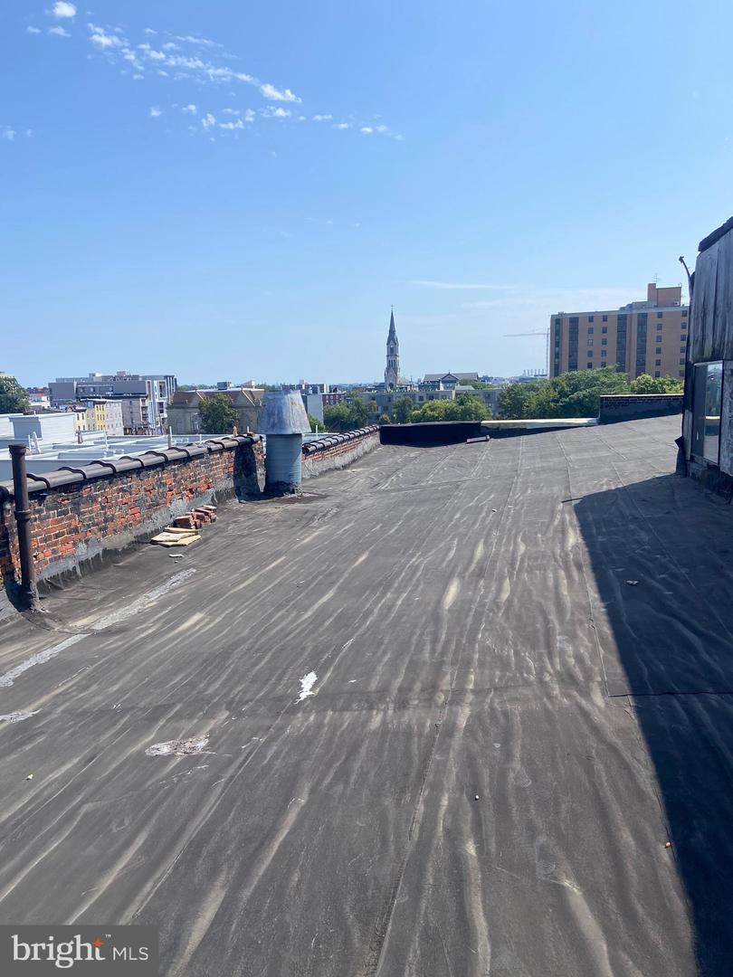 967-73 N 9th St Property Photo 23