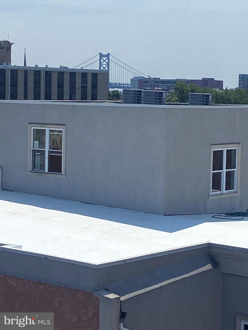 967-73 N 9th St Property Photo 26