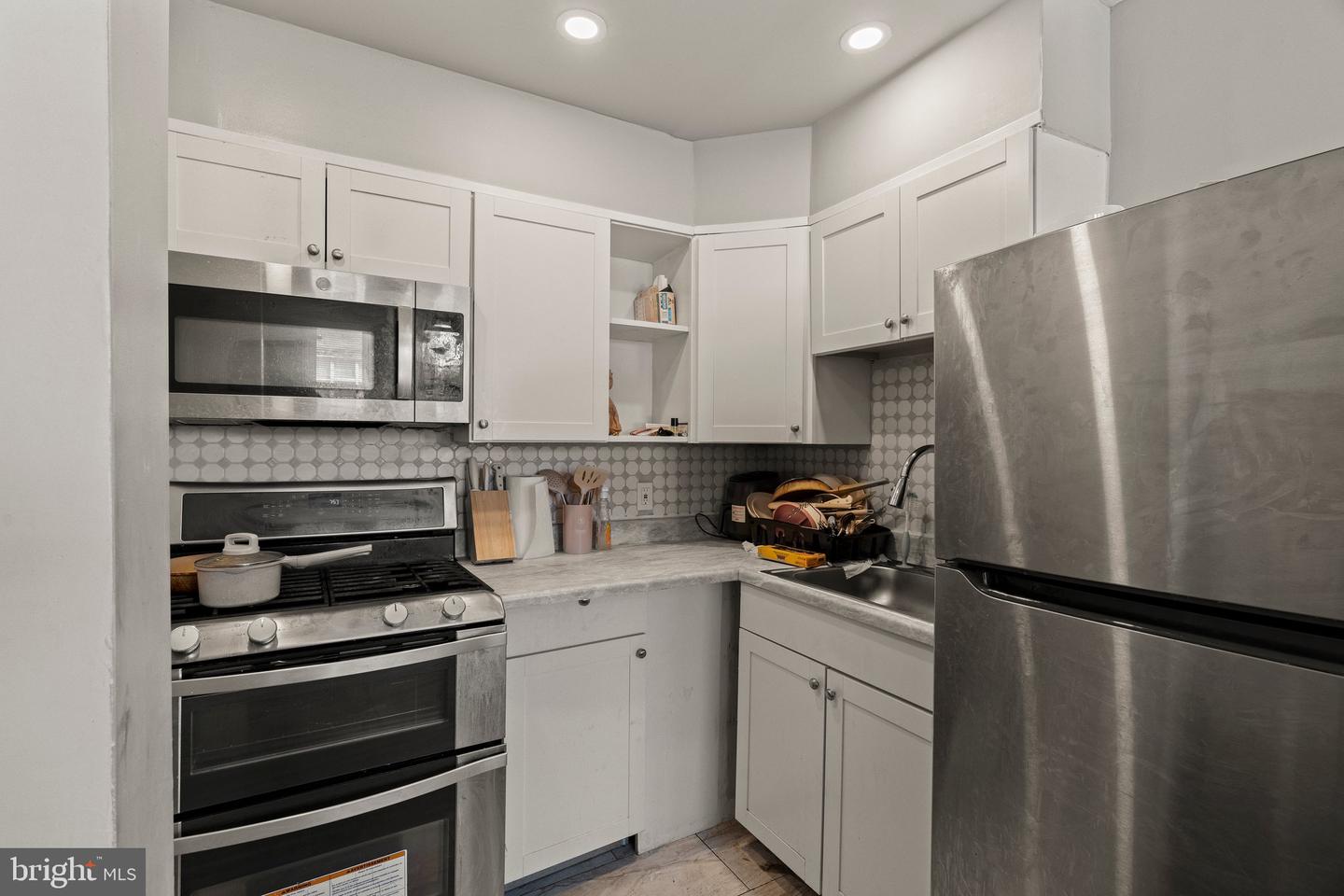 5820 Theodore St Property Photo 4