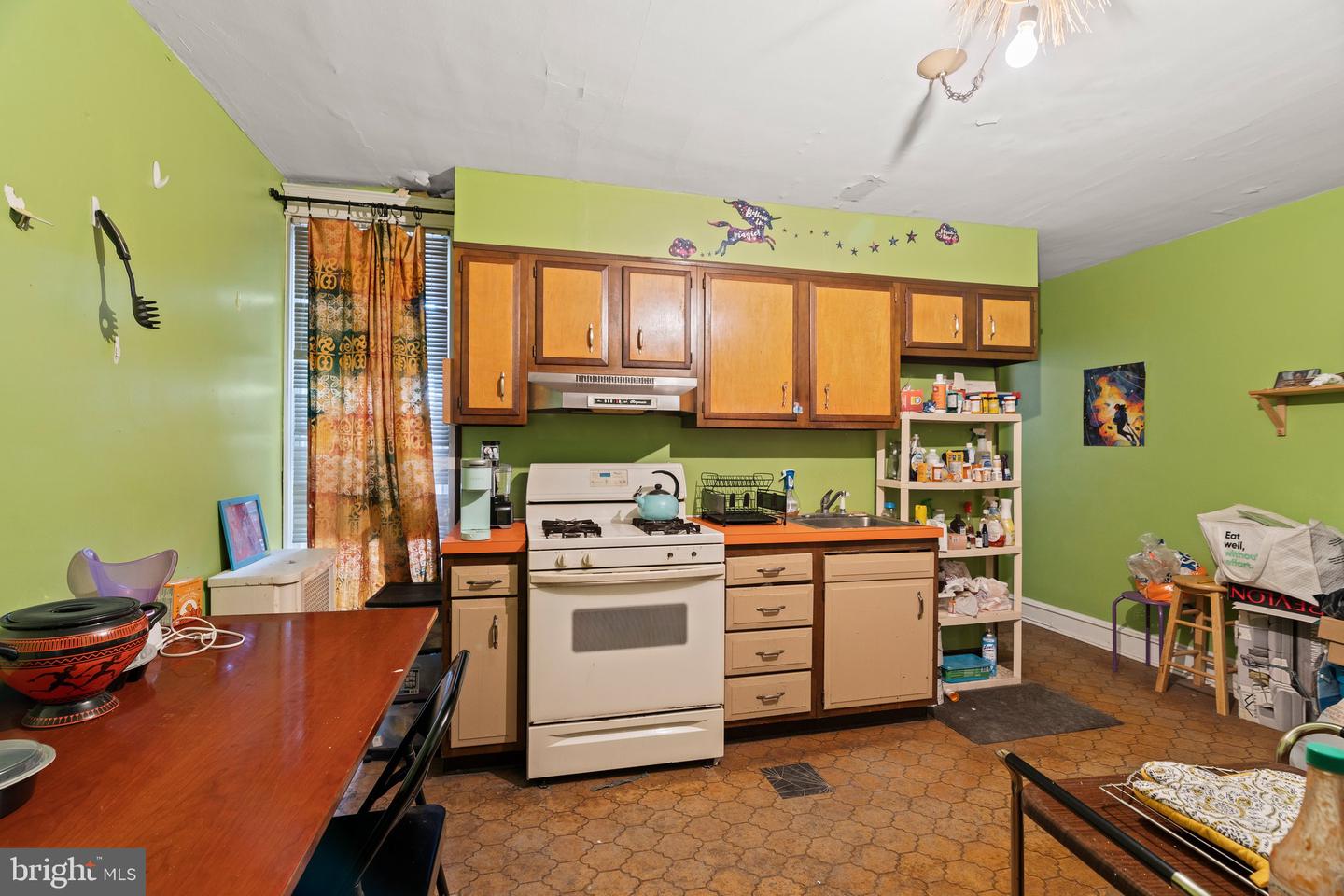 5820 Theodore St Property Photo 11