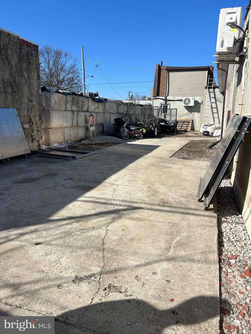 6216 W Girard Ave #rear Property Photo 7