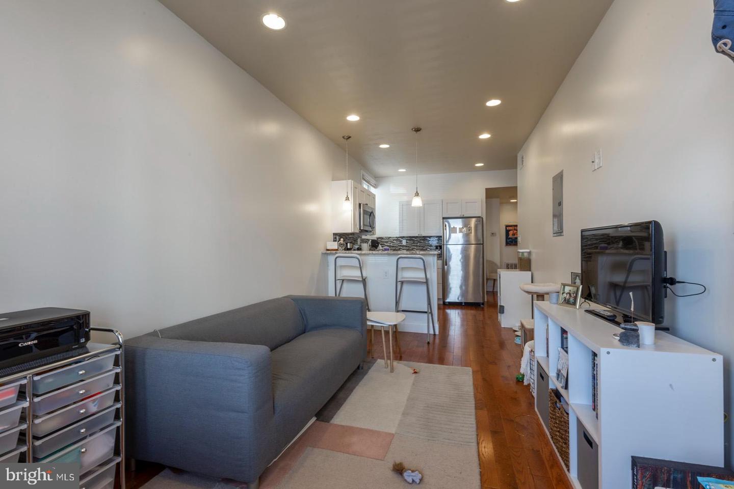 2027 S Bancroft St Property Photo 4