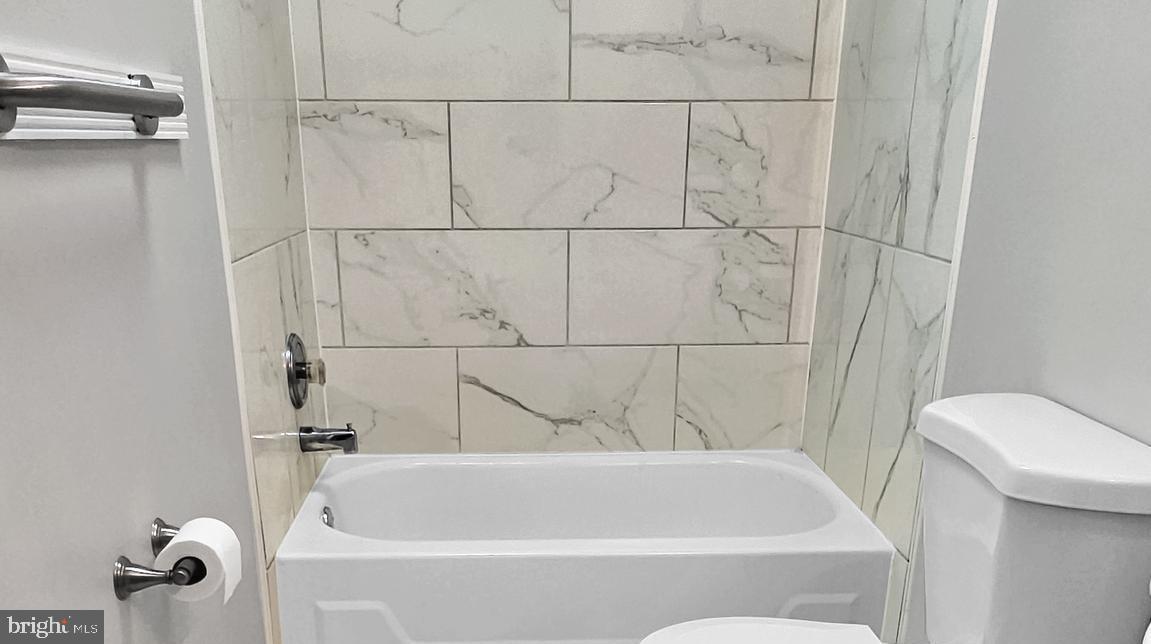 1101 N 41st St #2ra Property Photo 9