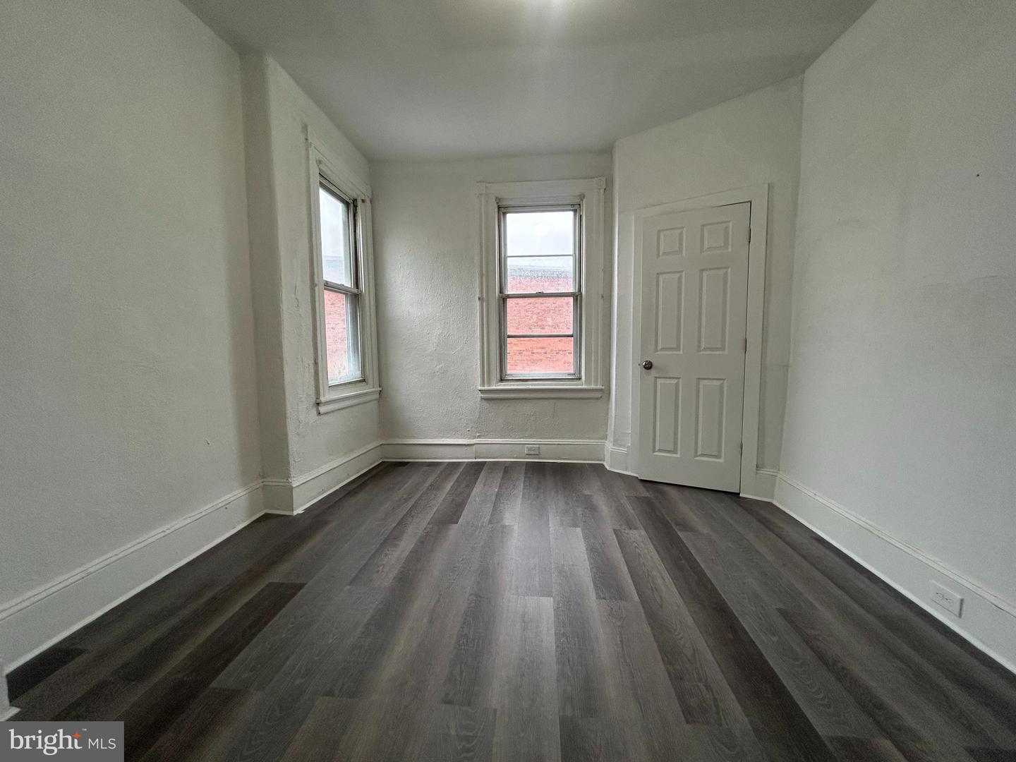 428 S 56th St #unit 2 Property Photo 6