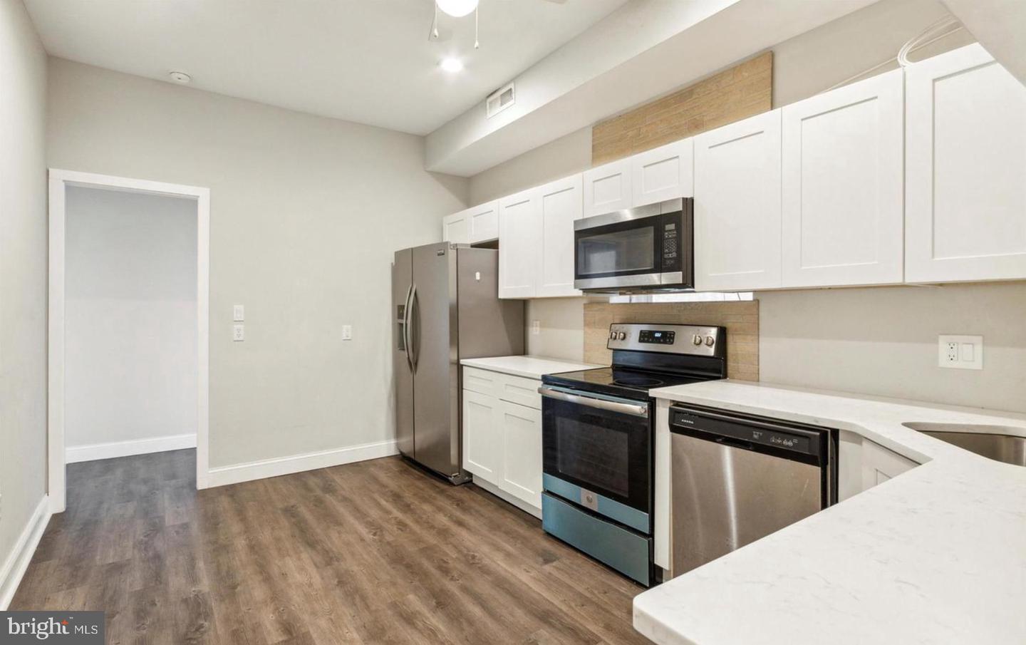 3813 Baring St Property Photo 19
