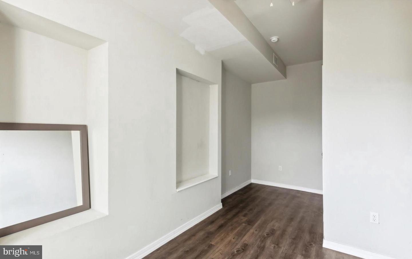 3813 Baring St Property Photo 24