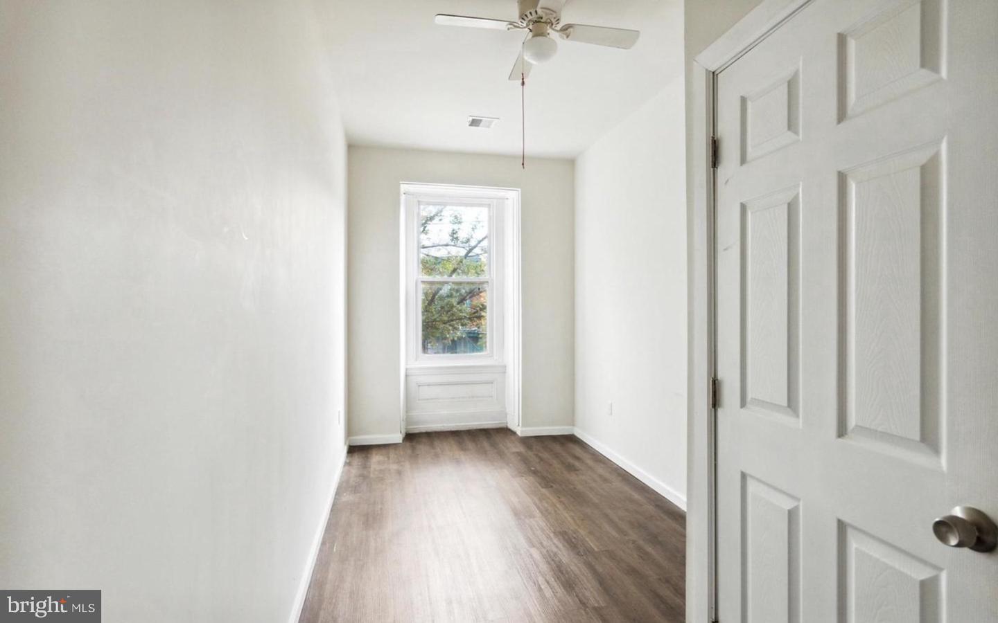 3813 Baring St Property Photo 25
