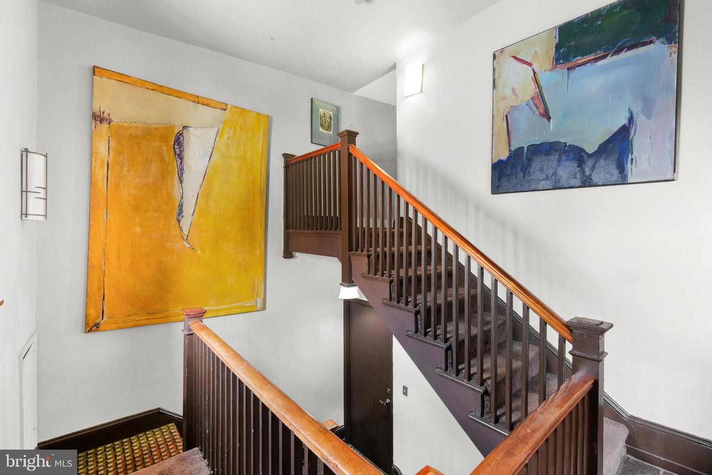 1725 Pine St Property Photo 9