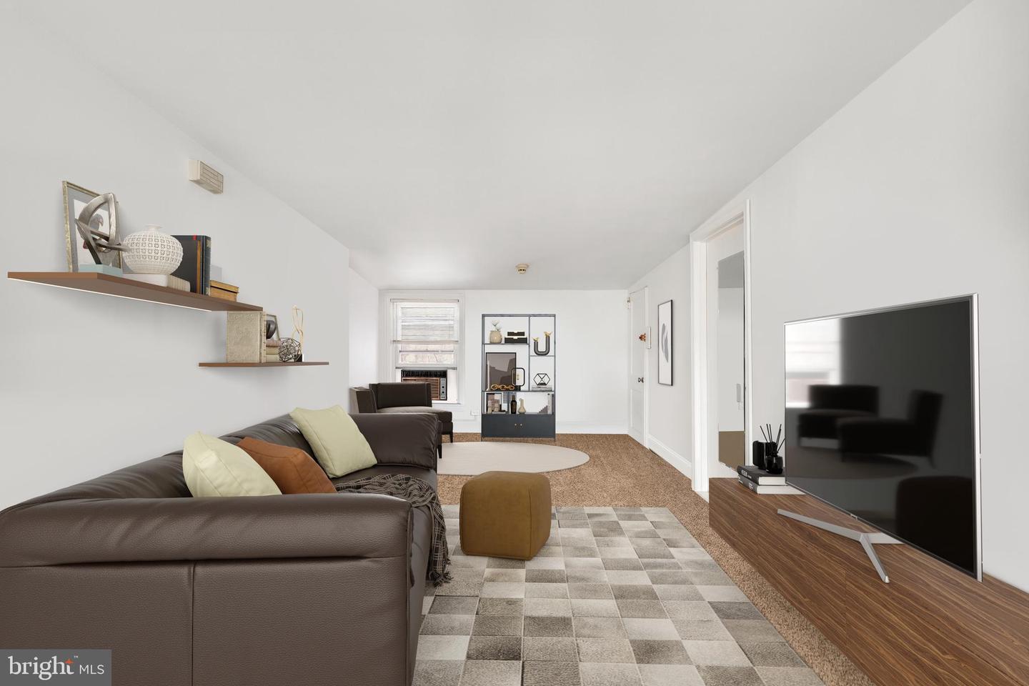 1725 Pine St Property Photo 18