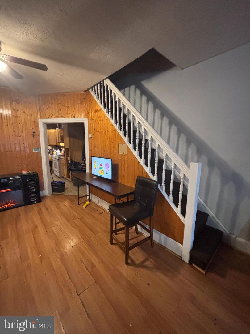 3316 Jasper St Property Photo 6