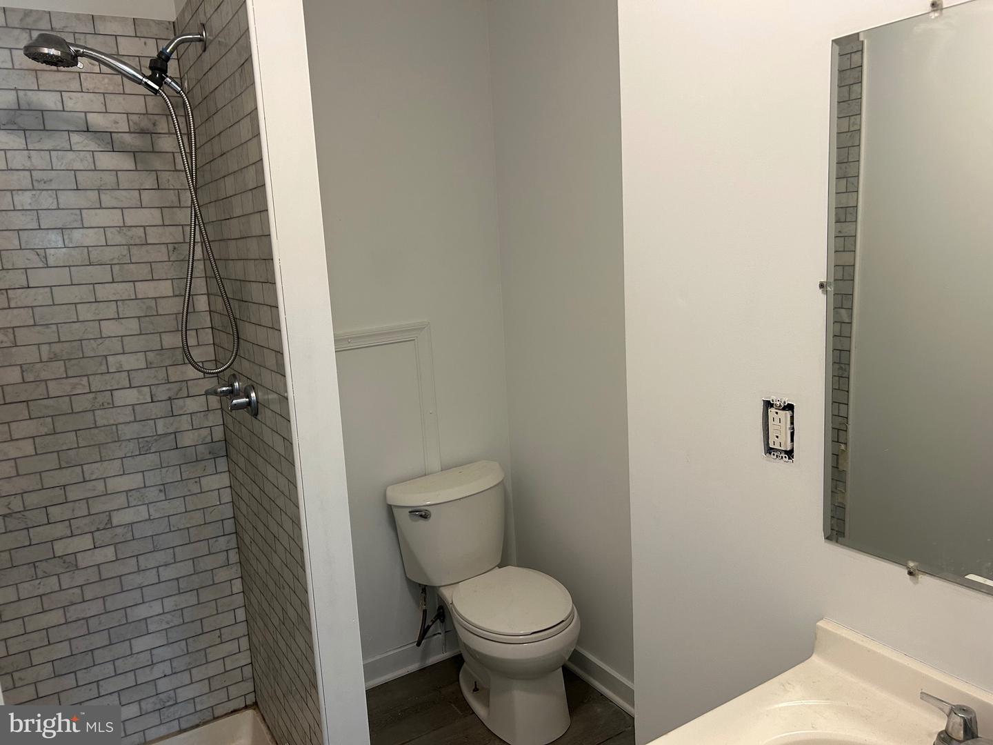 4147 Paul St Property Photo 4
