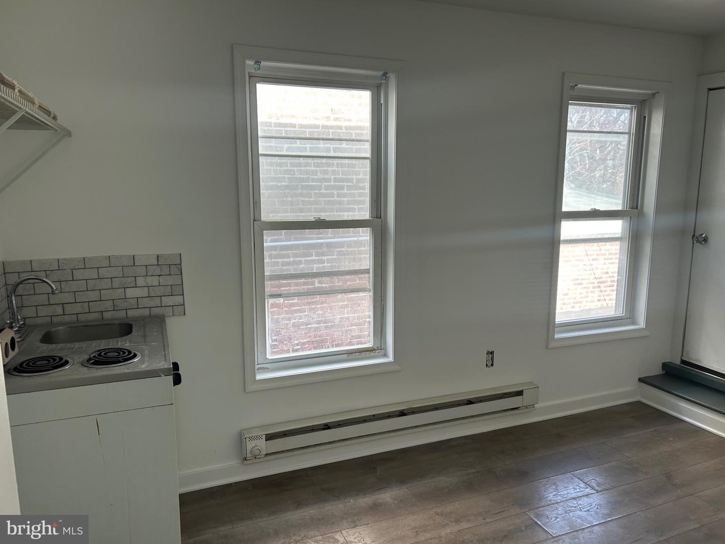 4147 Paul St Property Photo 8