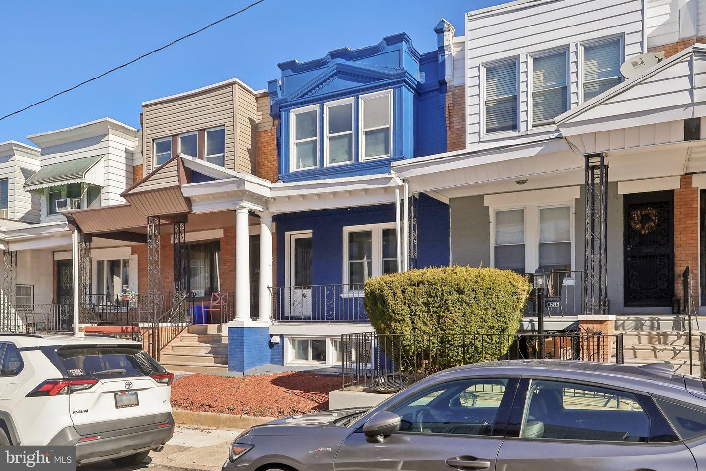 6227 Delancey St Property Photo 3