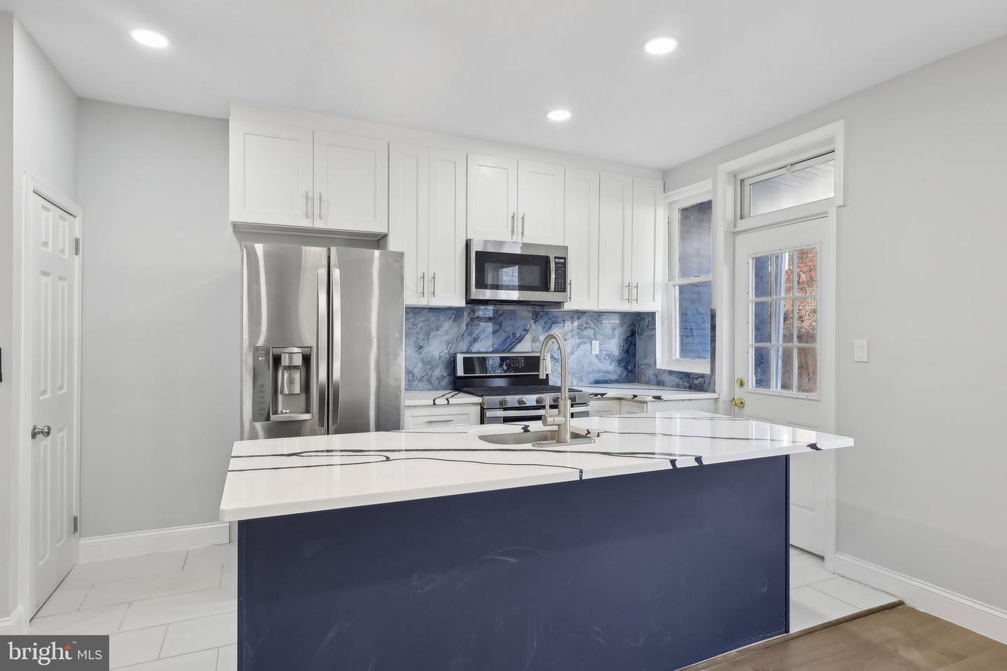 6227 Delancey St Property Photo 11
