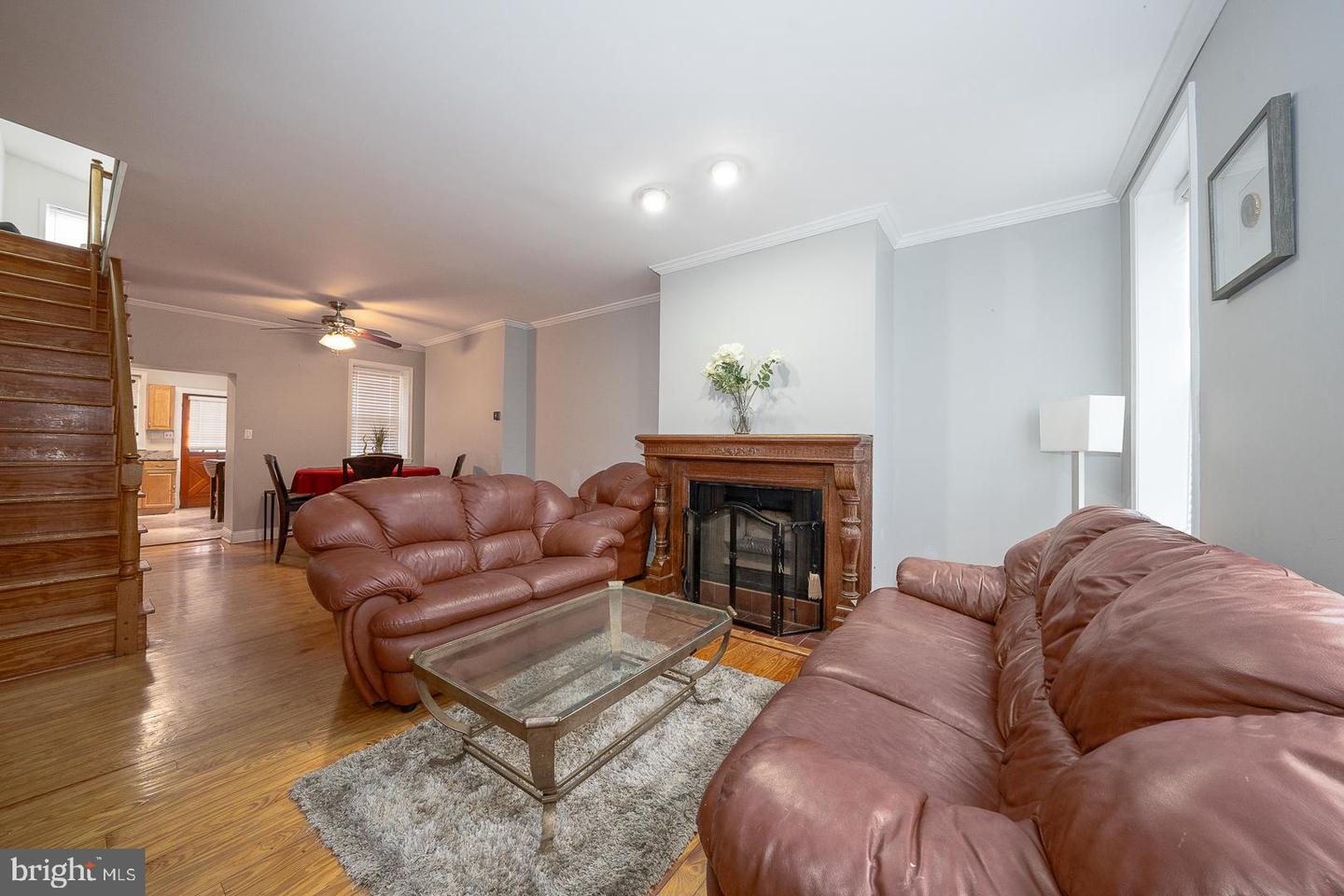 849 Corinthian Ave Property Photo 2