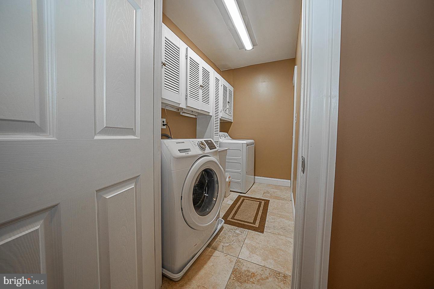 2317 Fairmount Ave Property Photo 28