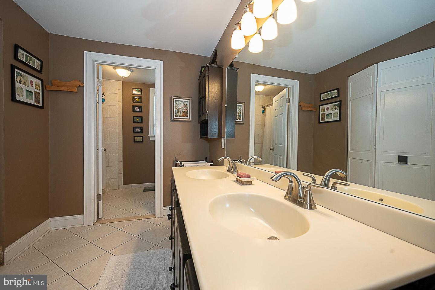 2317 Fairmount Ave Property Photo 40