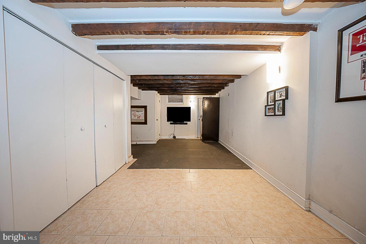 2317 Fairmount Ave Property Photo 41