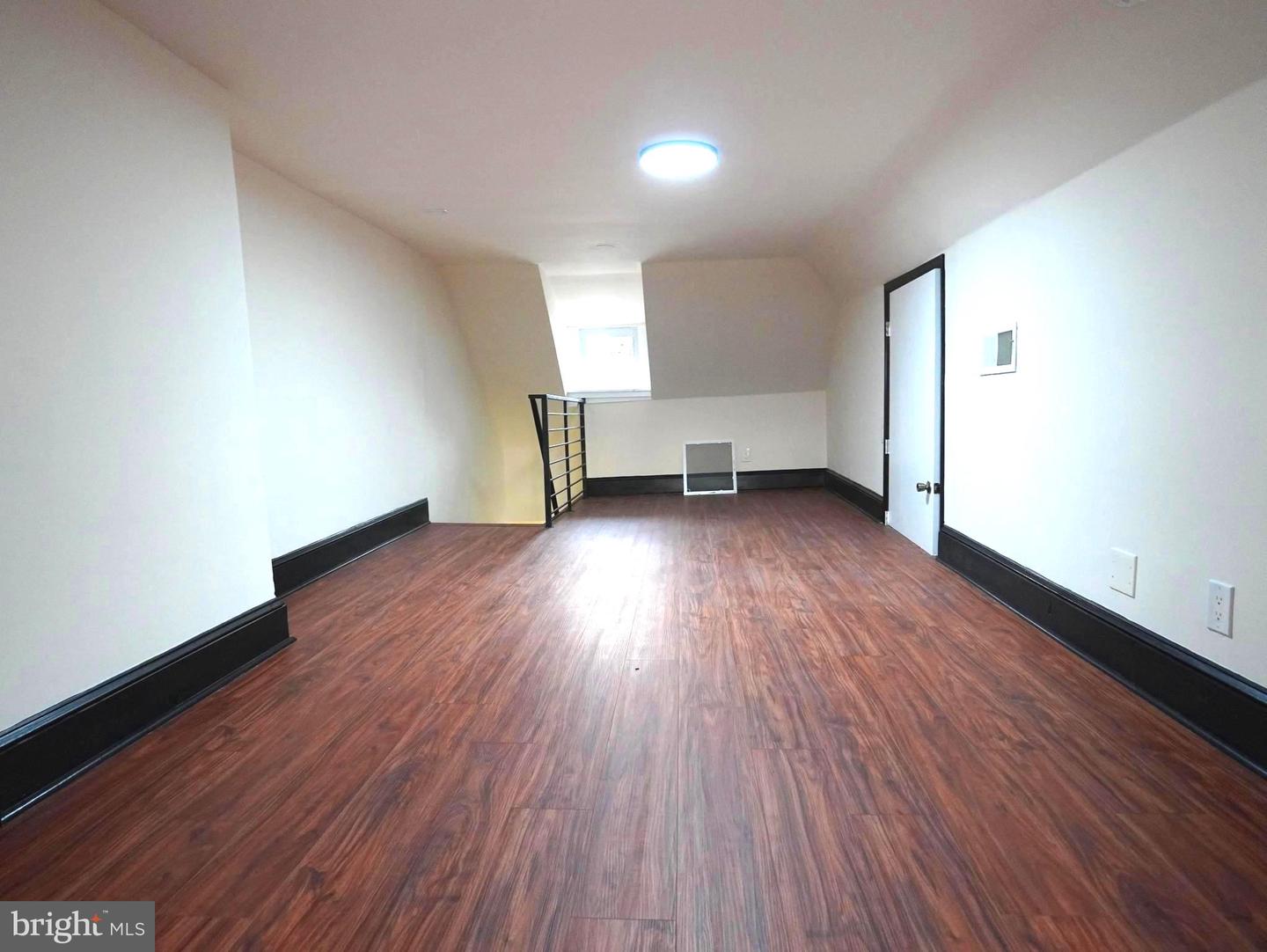 5013 Chester Ave Property Photo 20