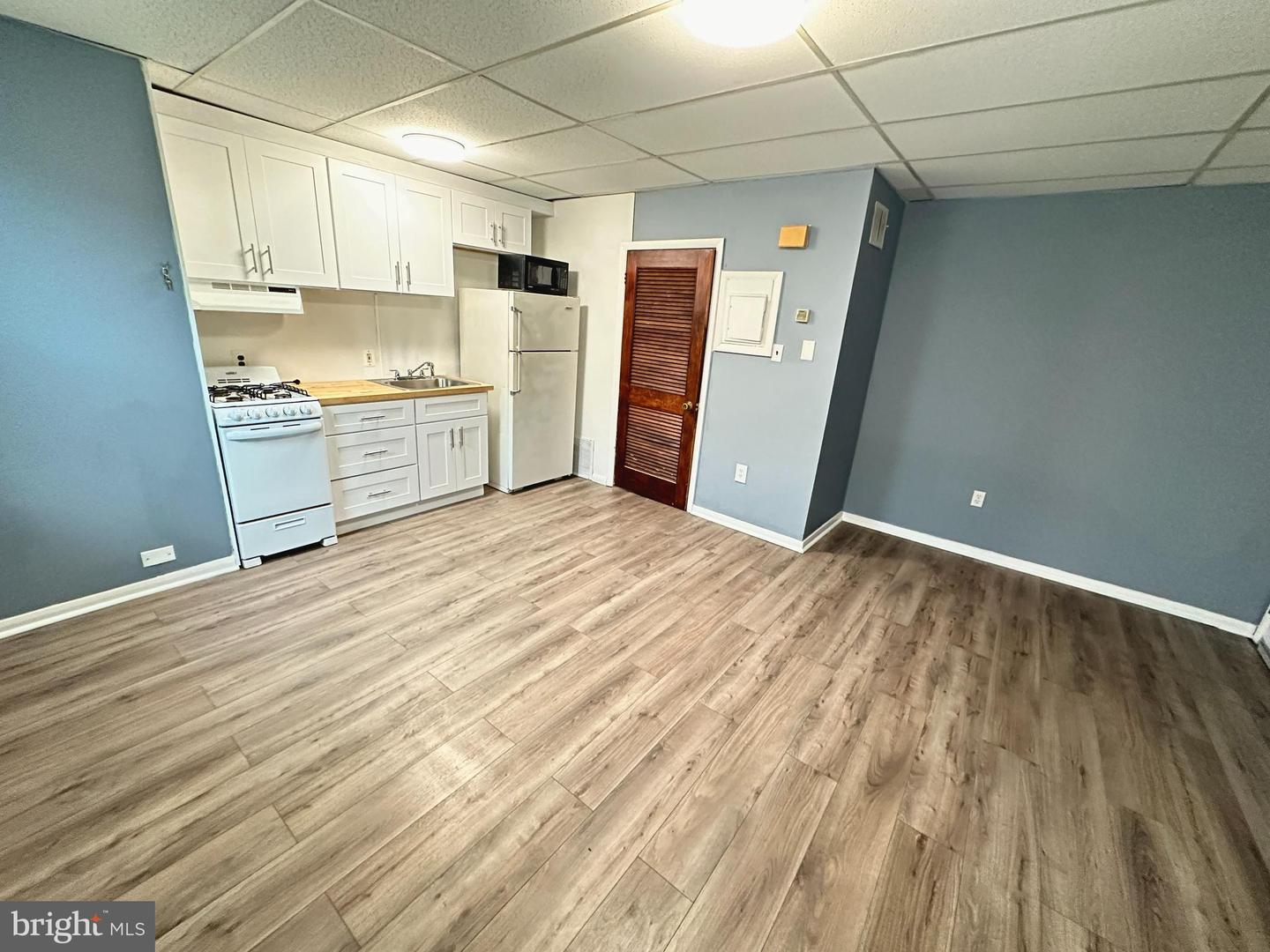 823 Christian St Property Photo 24