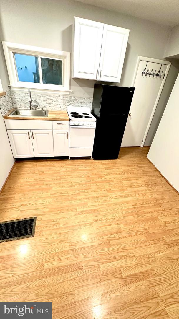 823 Christian St Property Photo 34
