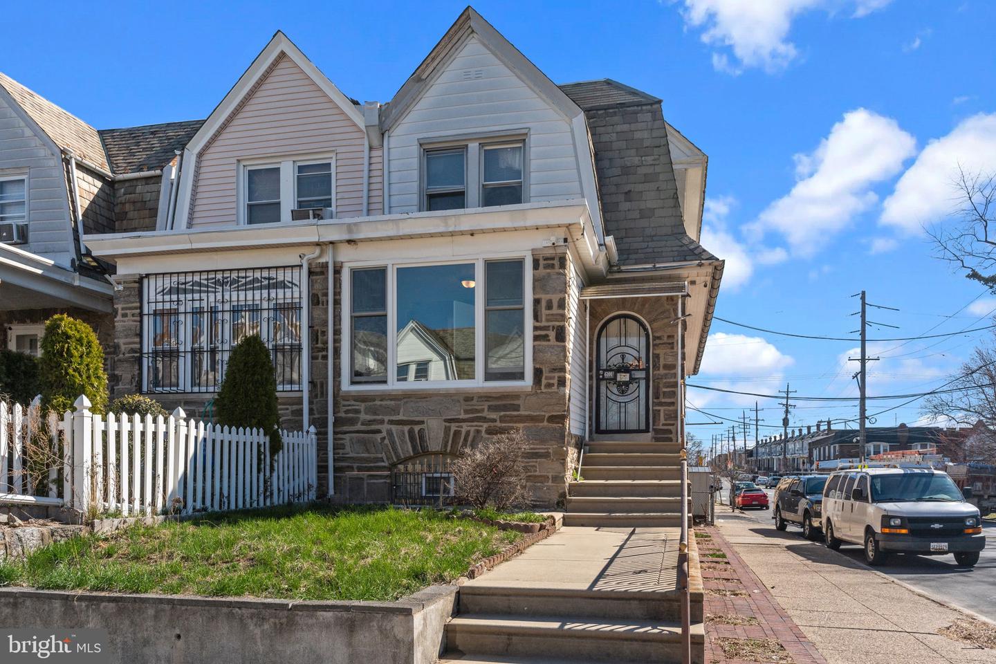 6101 N Fairhill St Property Photo 1