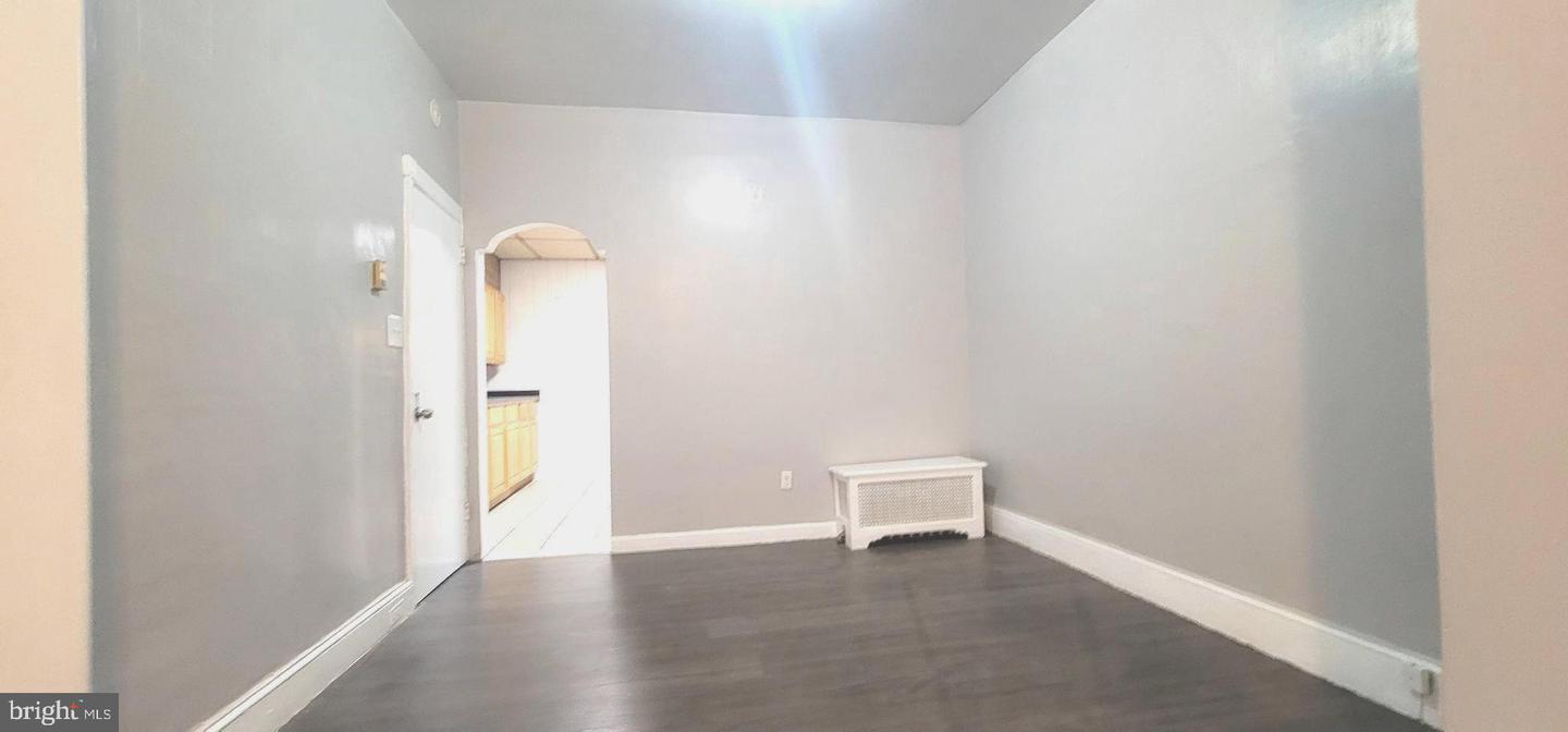 1451 S Etting St Property Photo 7