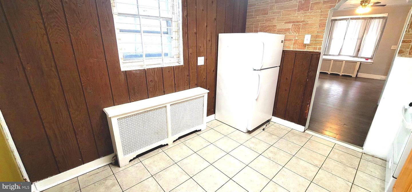 1451 S Etting St Property Photo 12