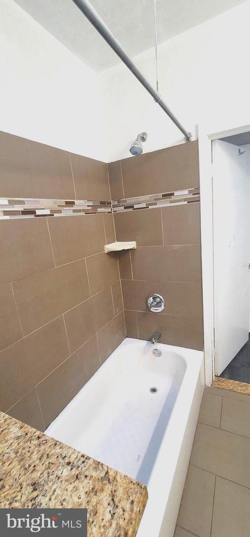 1451 S Etting St Property Photo 20