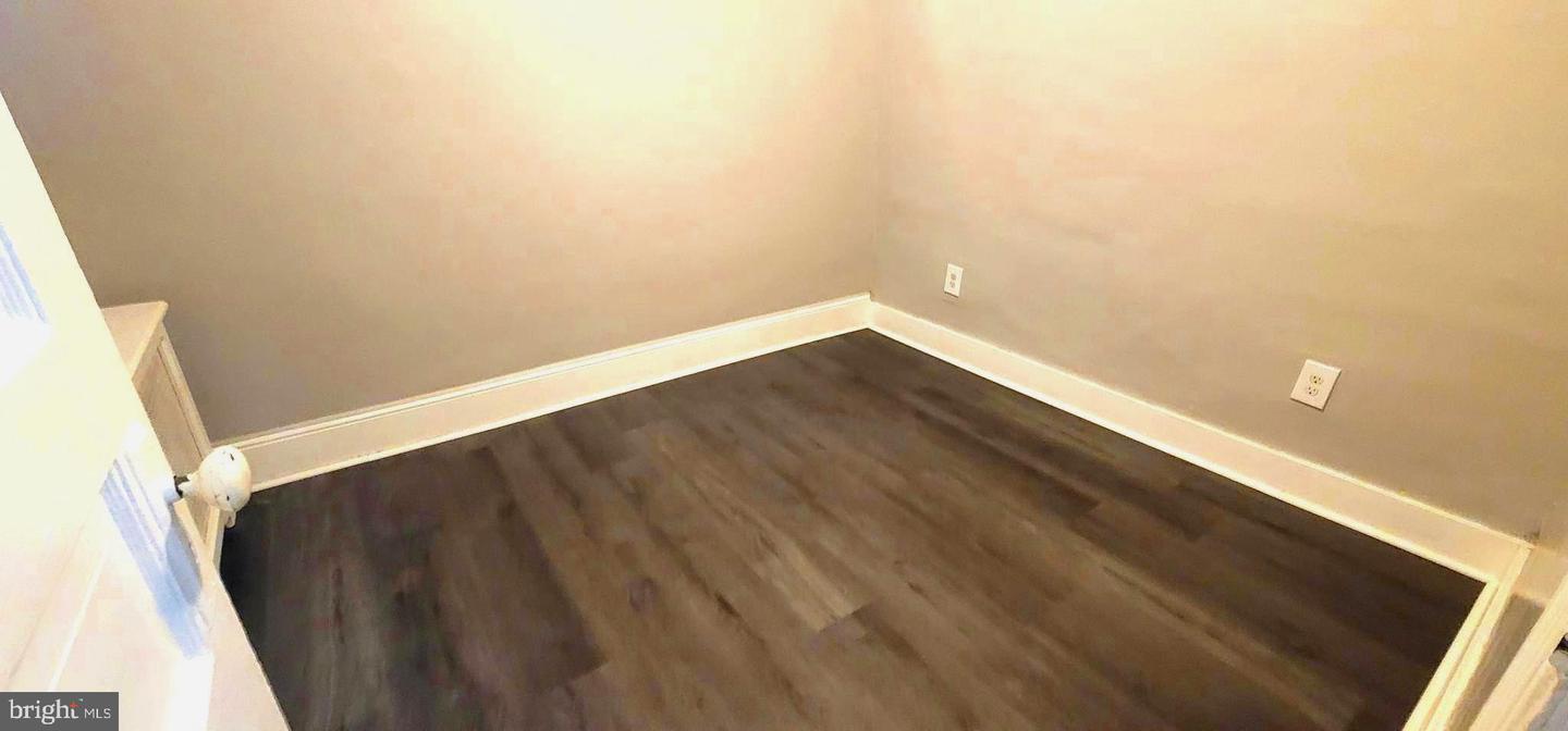 1451 S Etting St Property Photo 21