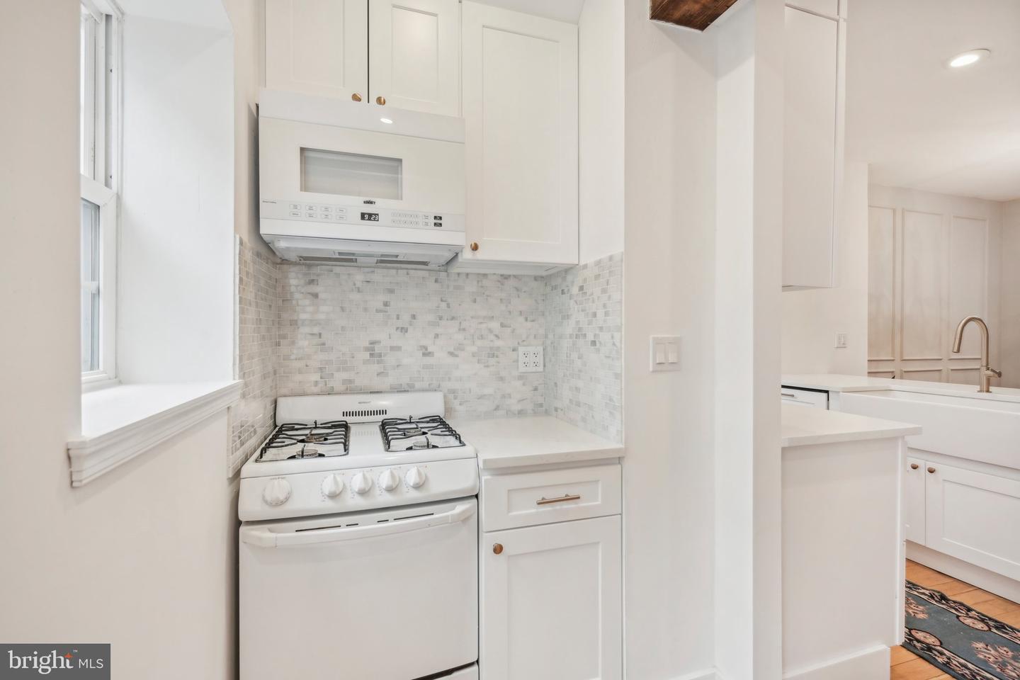 1011 S Bouvier St Property Photo 10