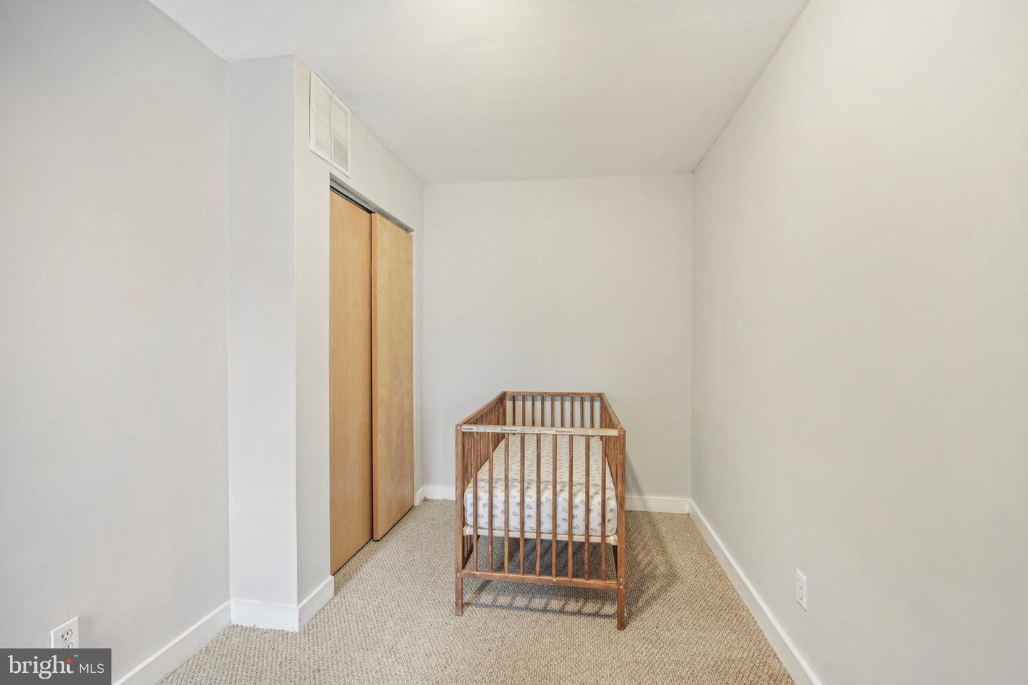 1011 S Bouvier St Property Photo 17