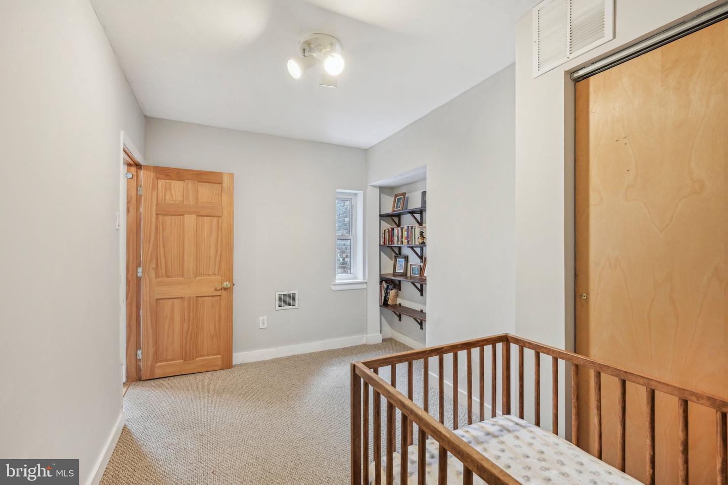 1011 S Bouvier St Property Photo 18