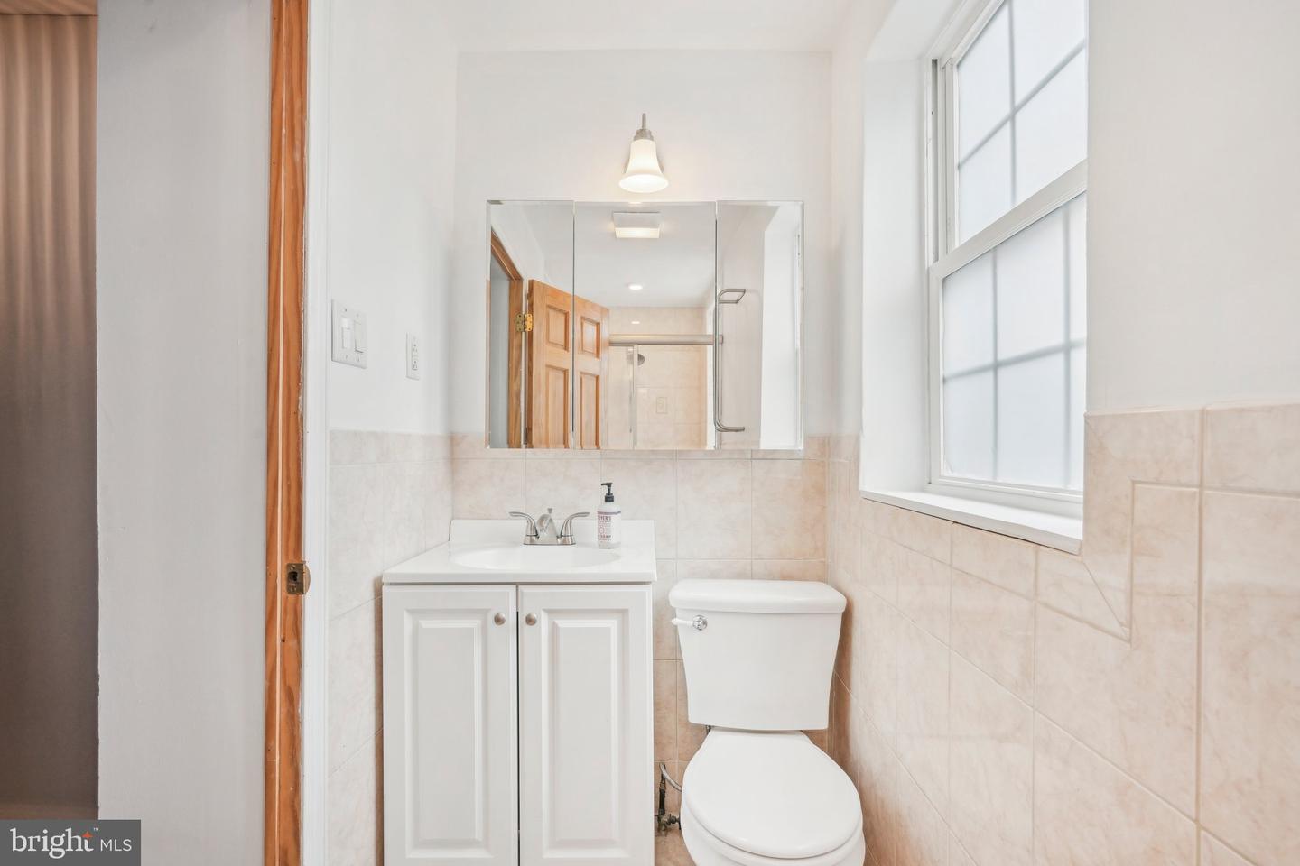 1011 S Bouvier St Property Photo 19