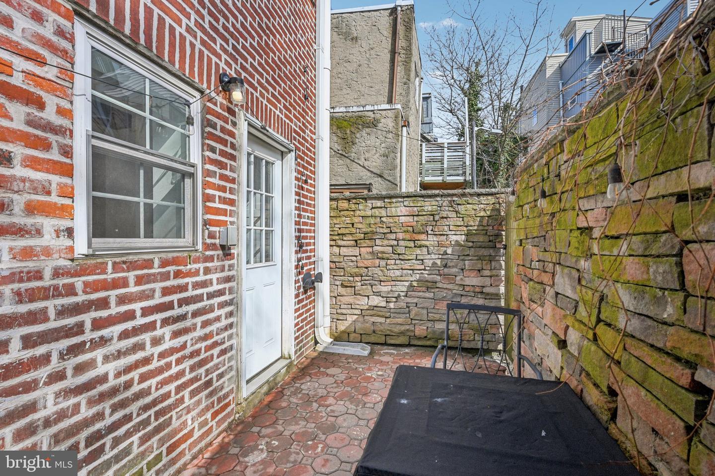1011 S Bouvier St Property Photo 24