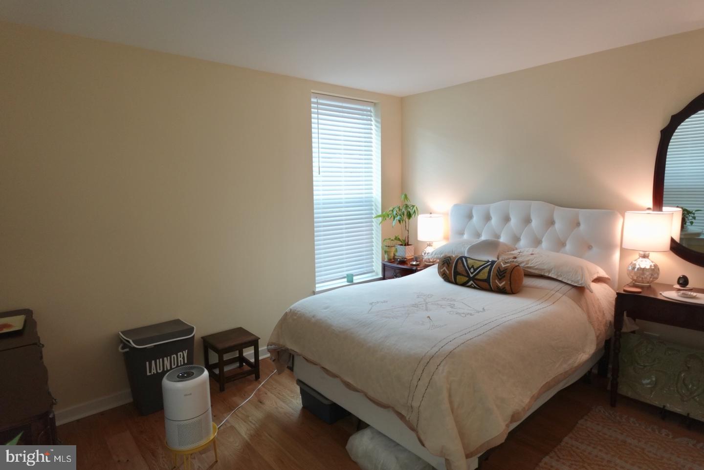 1716 Wallace St #102 Property Photo 6