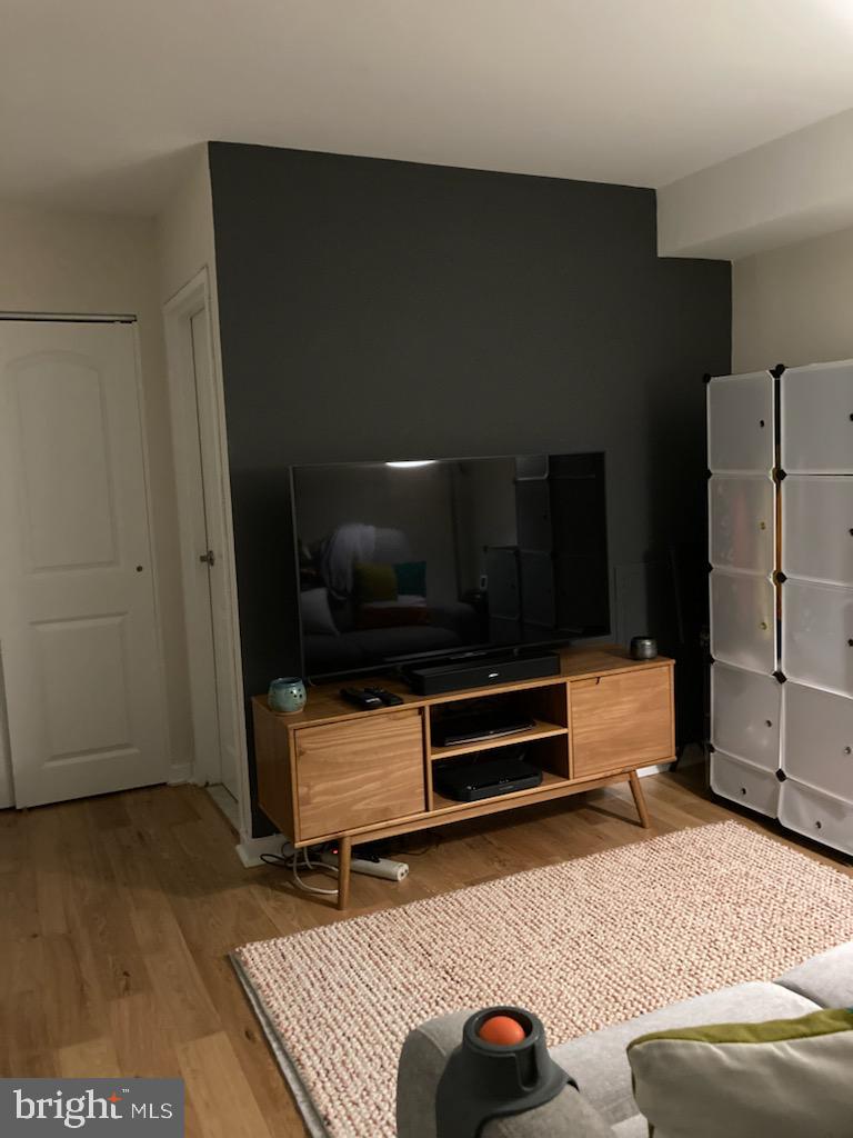 1716 Wallace St #102 Property Photo 17