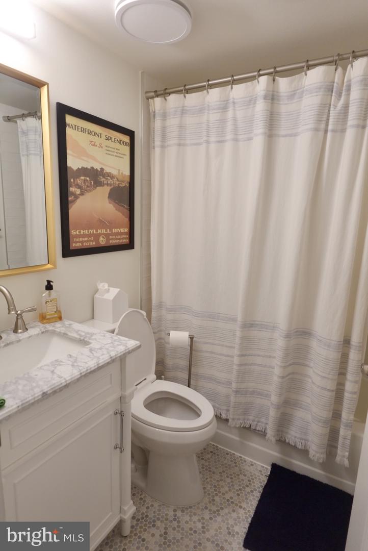 1716 Wallace St #102 Property Photo 19