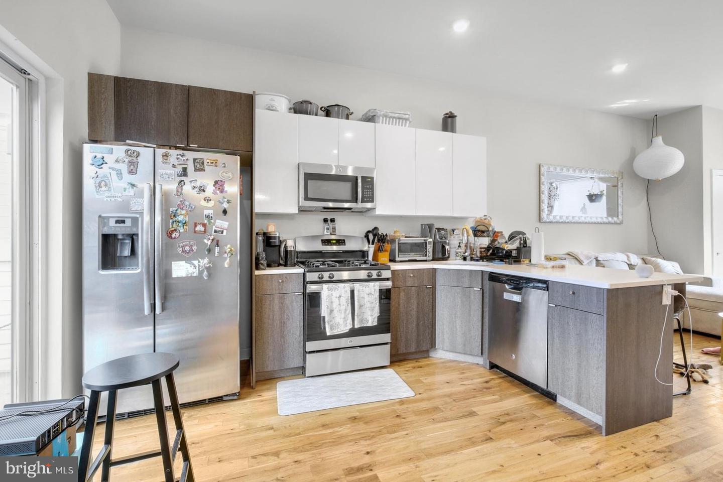 1764 N Hope St #1b Property Photo 1