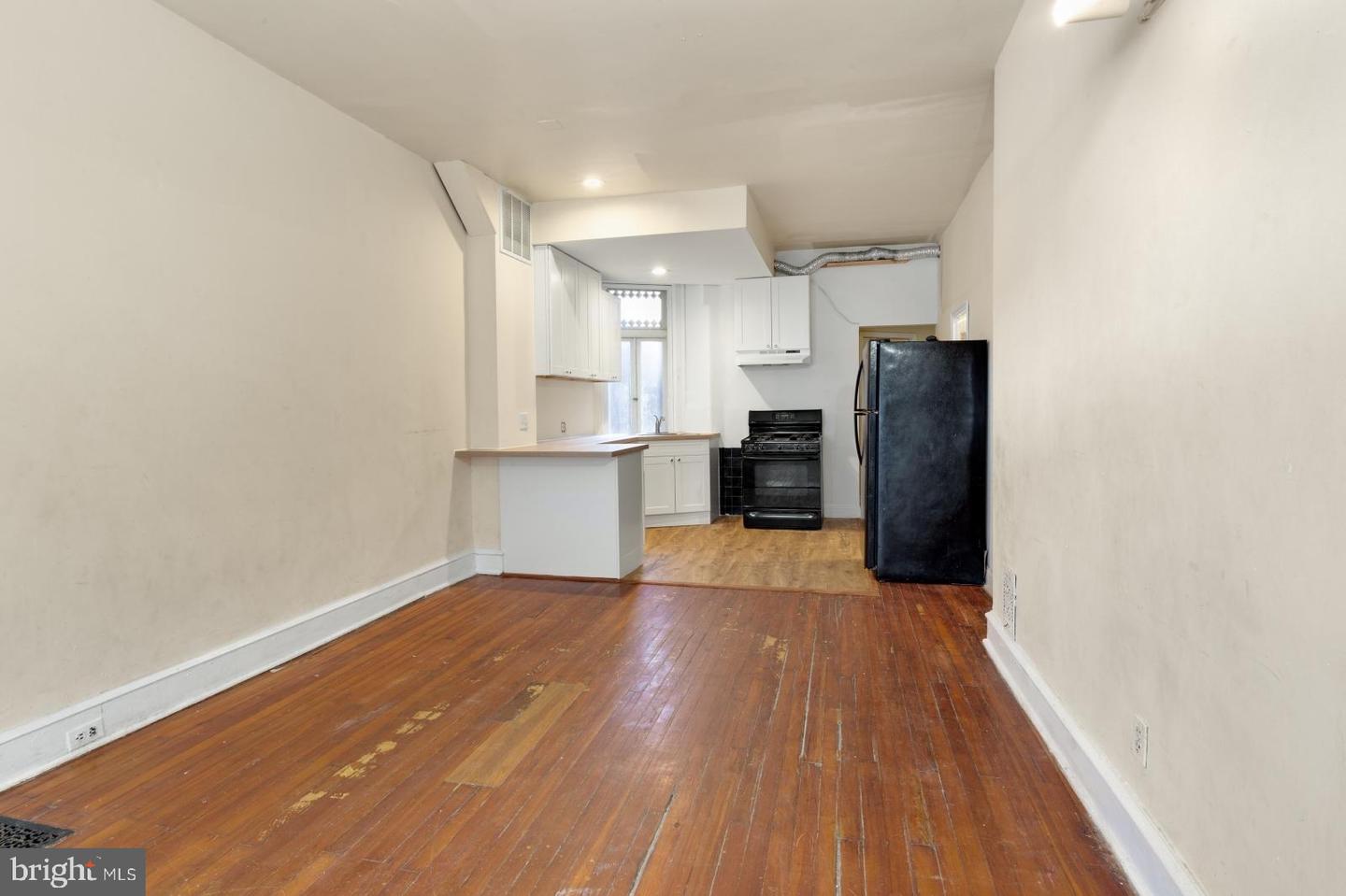 5147 Hazel Ave Property Photo 2