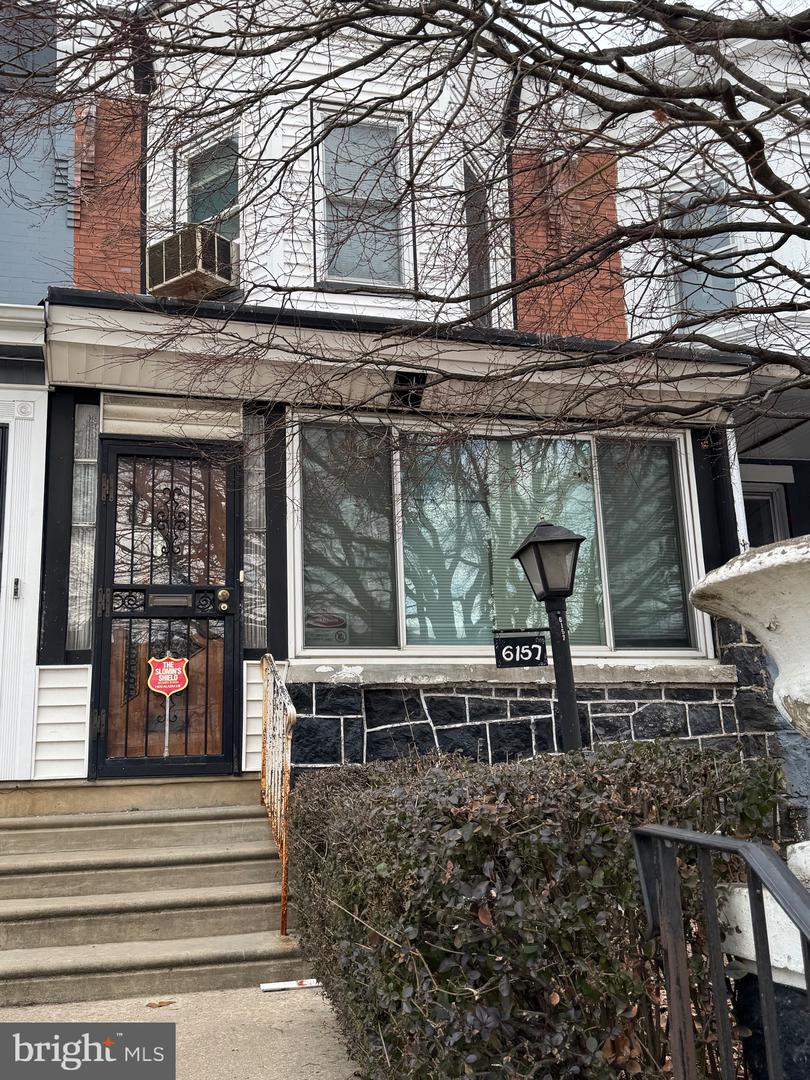 6157 Walnut St Property Photo 1