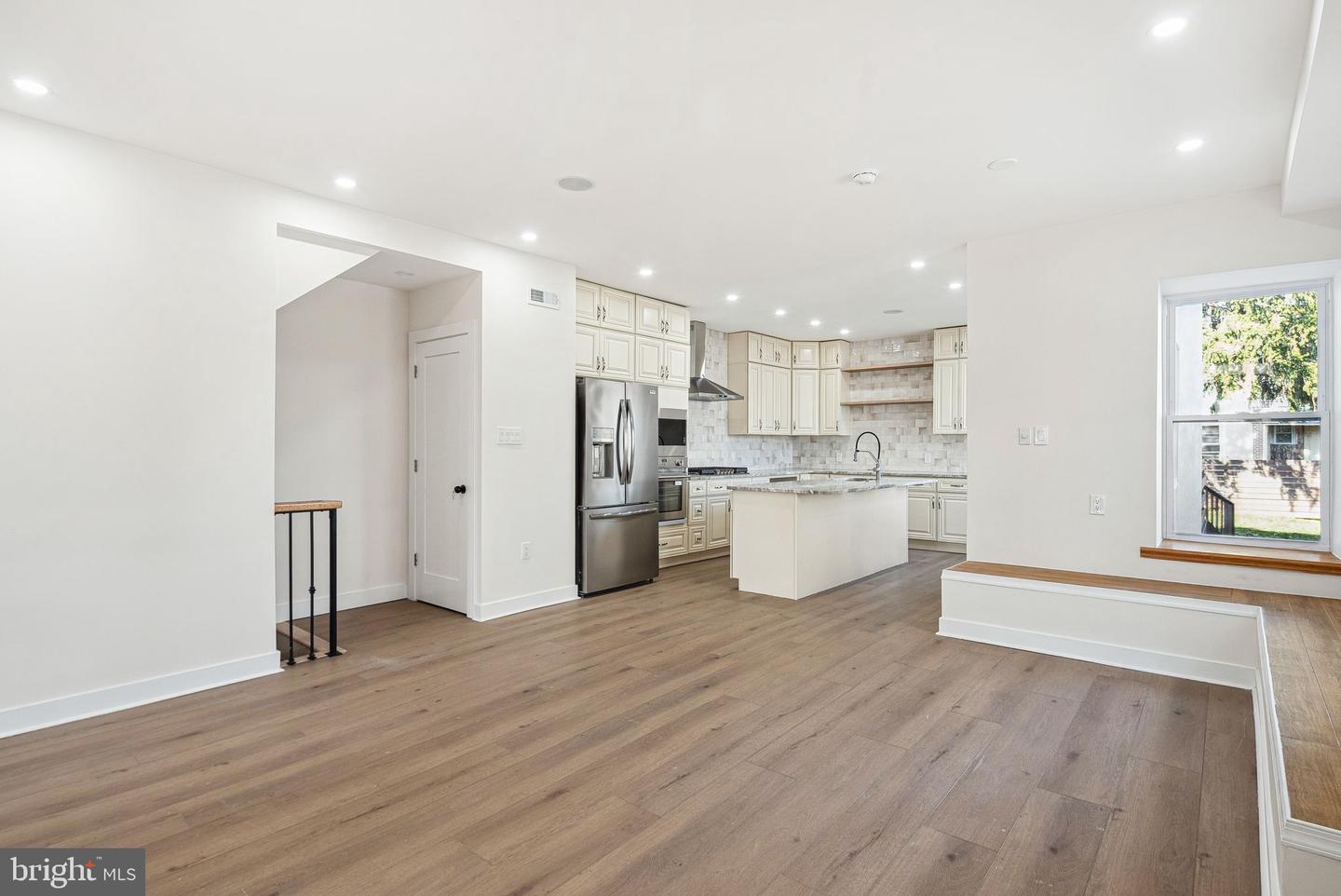 6317 Baynton St Property Photo 8