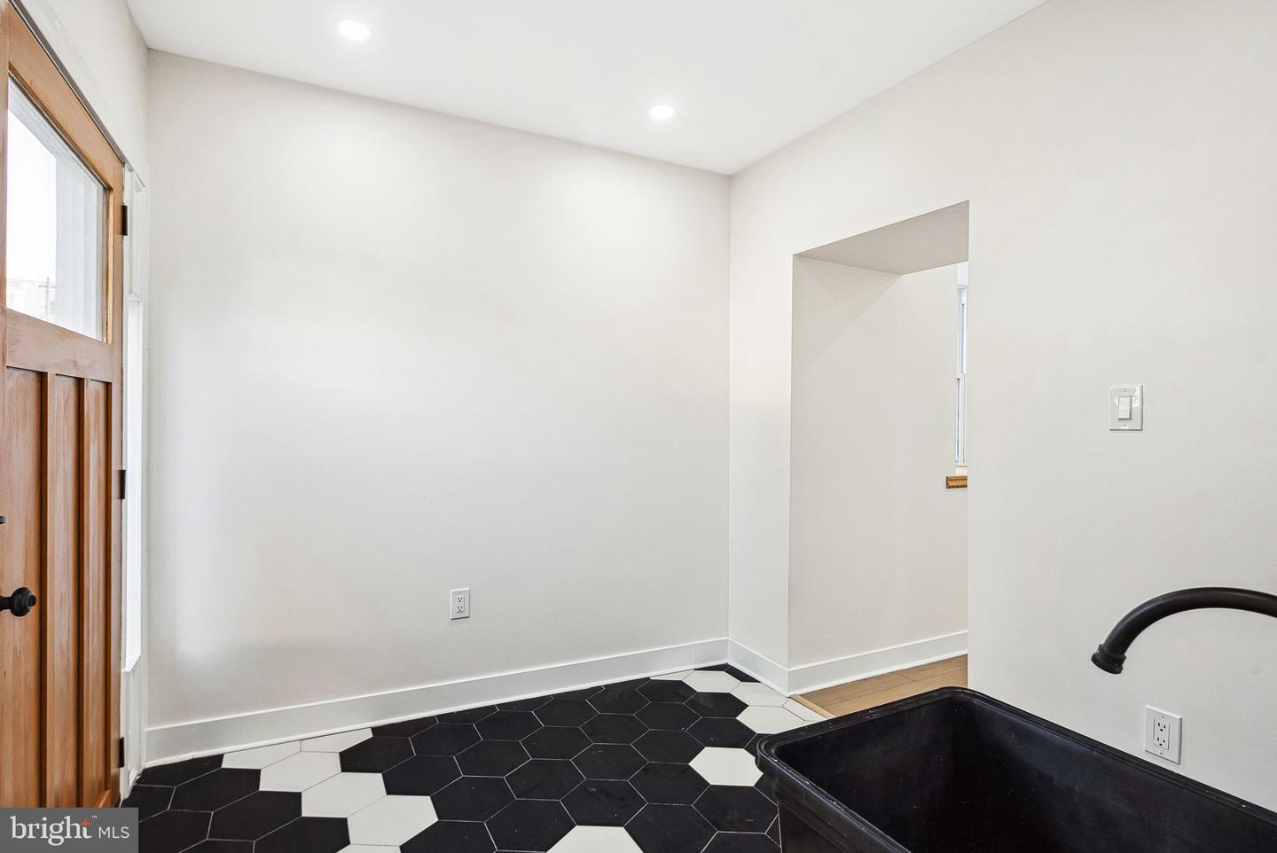 6317 Baynton St Property Photo 40