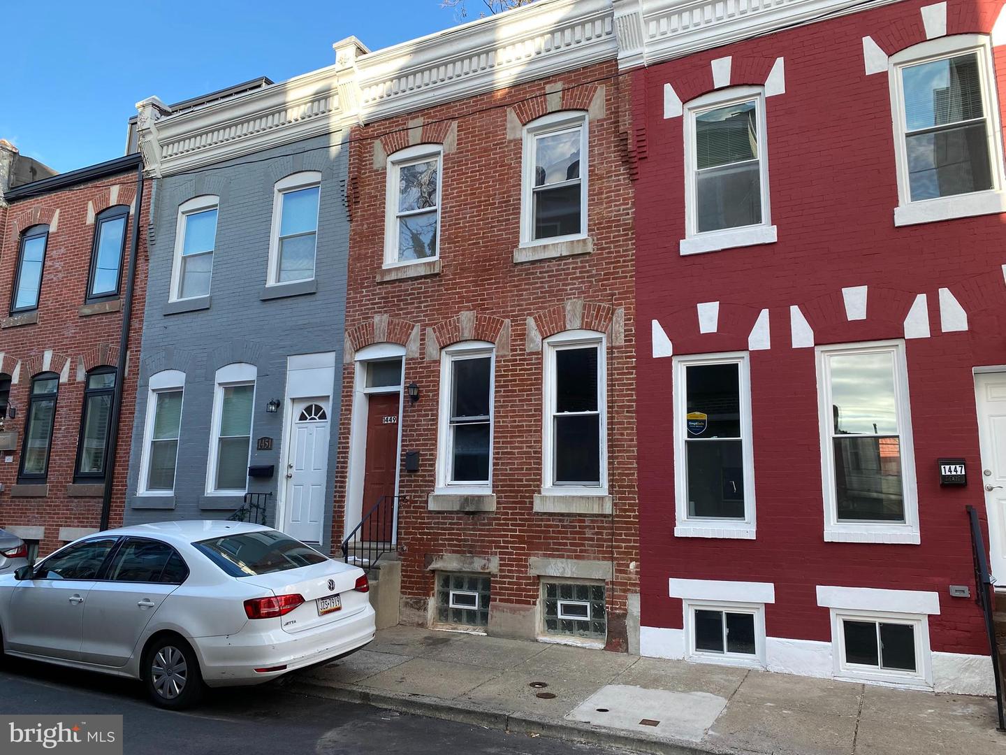 1449 N Dover St Property Photo