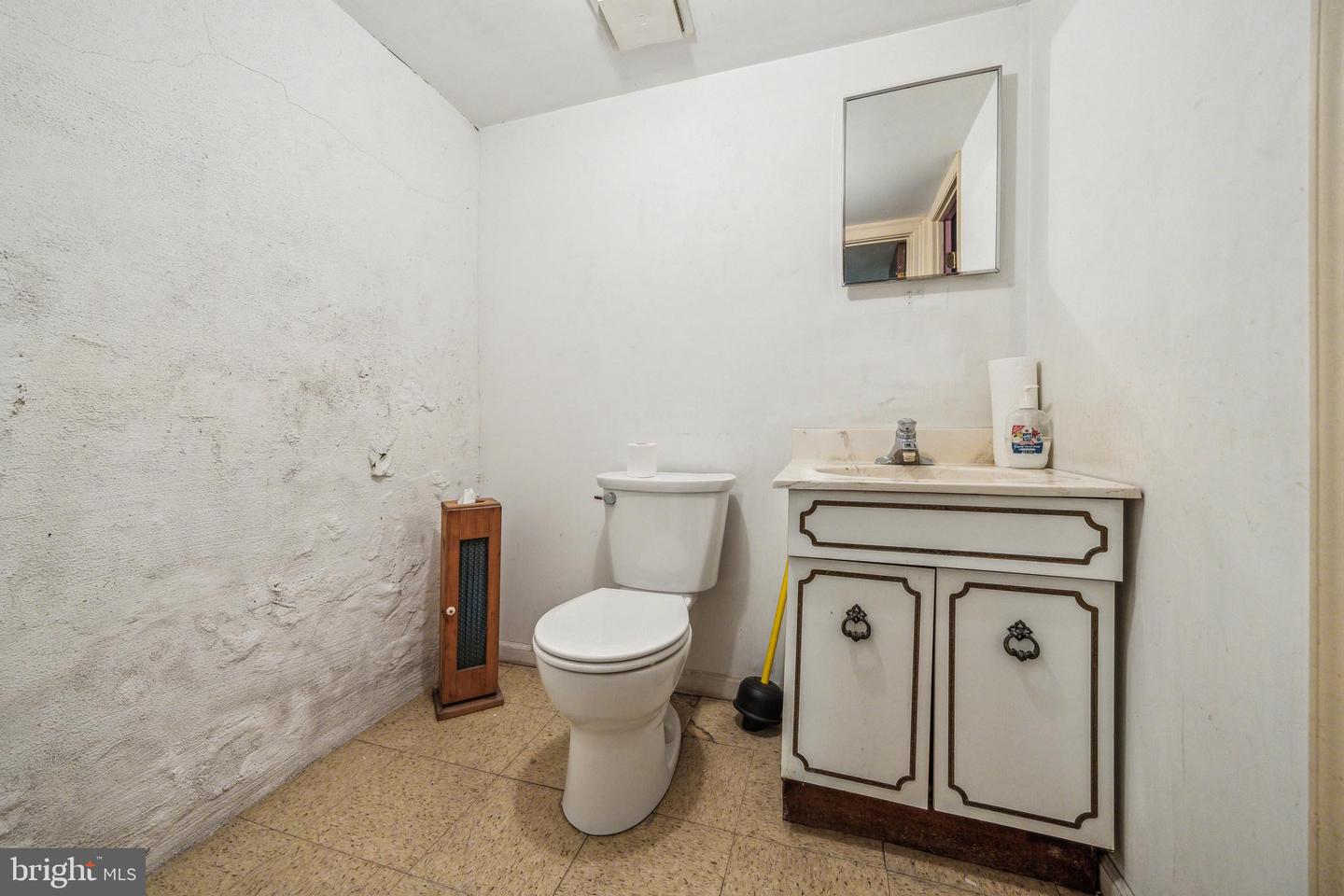 4931 Wissahickon Ave Property Photo 15