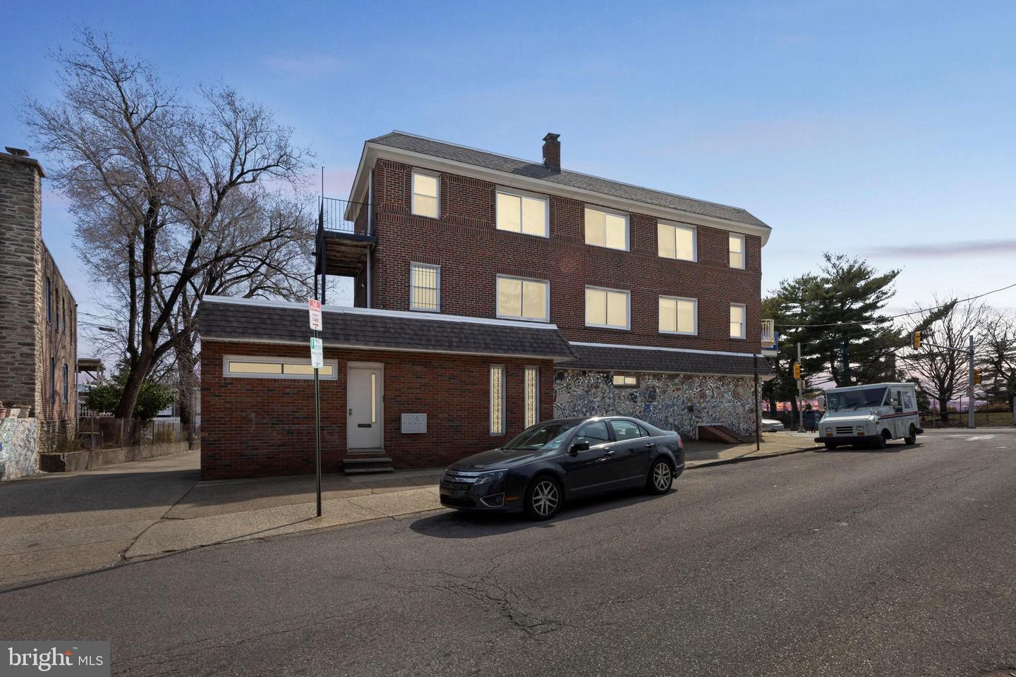 4931 Wissahickon Ave Property Photo 27